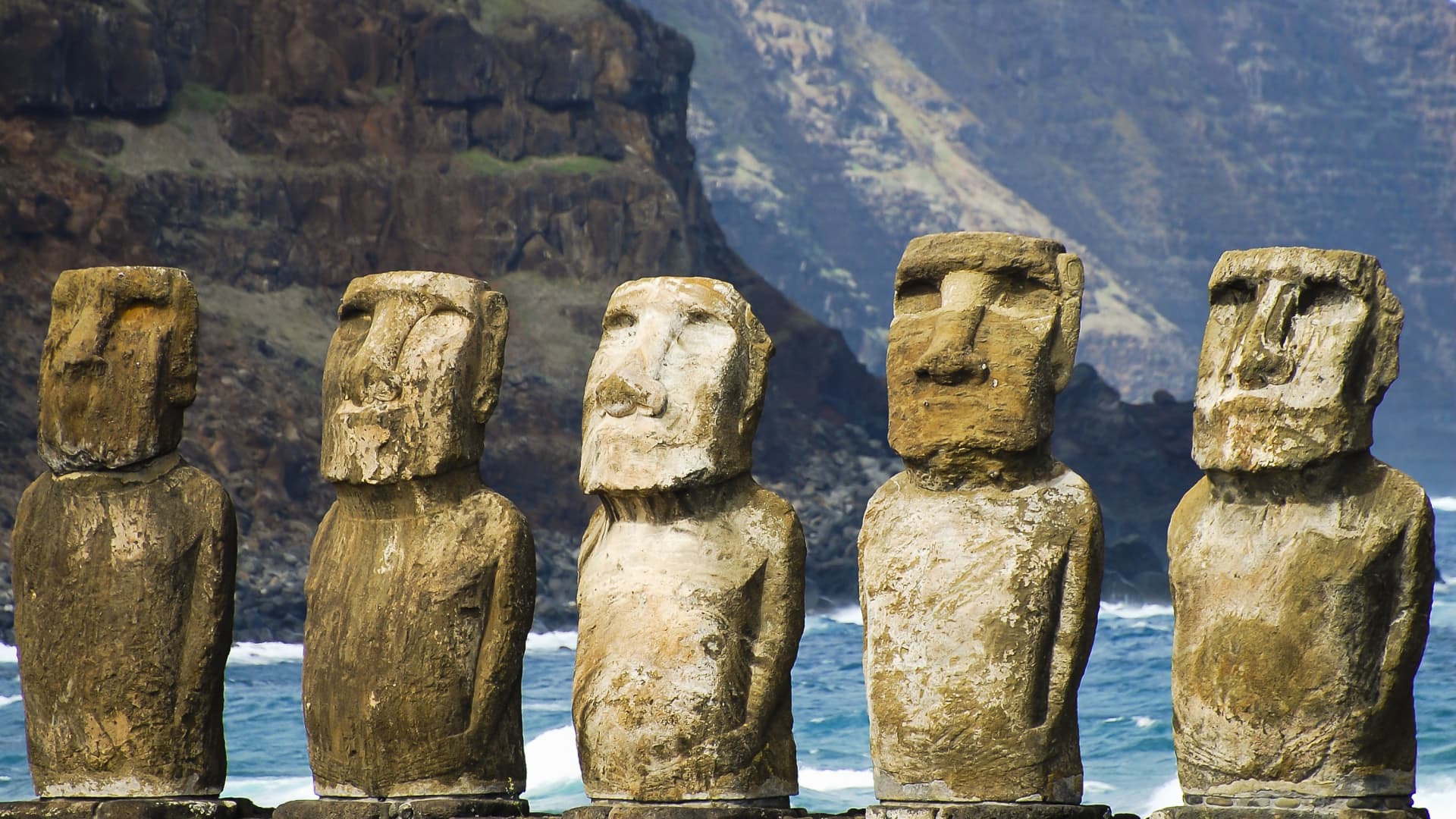 Paskons Moai statyer