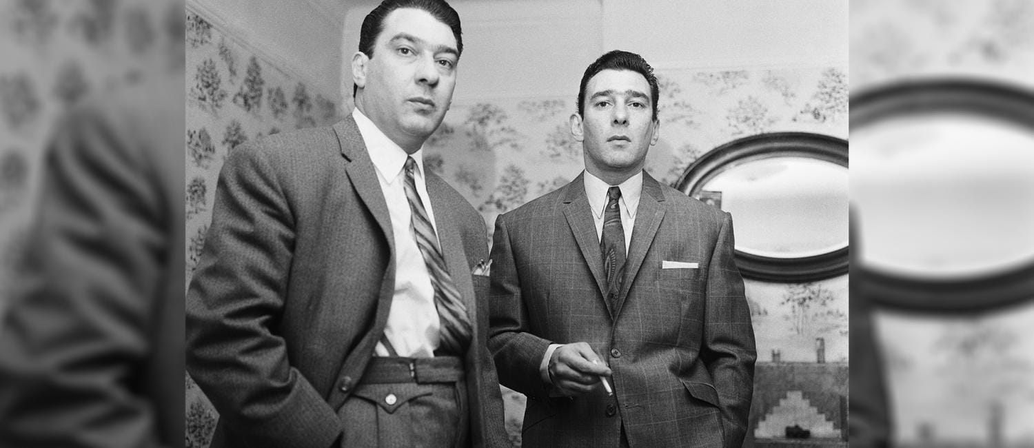 Foto av Kray tvillingarna.