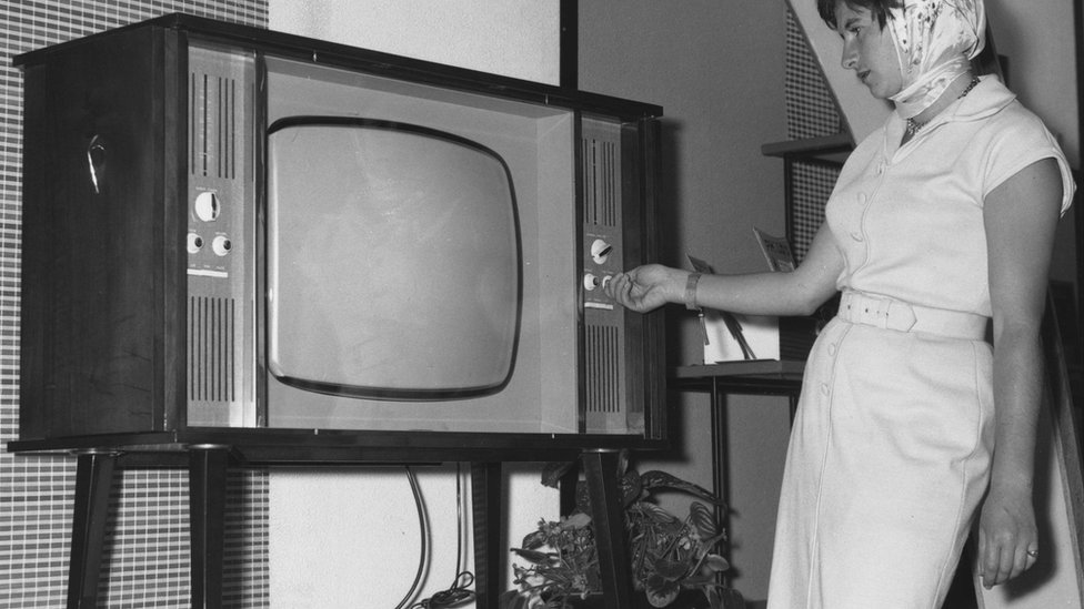 Svartvitt tv sverige