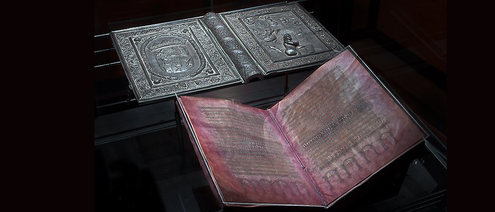 Silverbibelns ursprungliga gotiska manuskriptsidor från 500-talet.